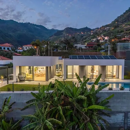 Villa Wiktoria, By Pausa Holiday Rentals * 里贝拉布拉瓦