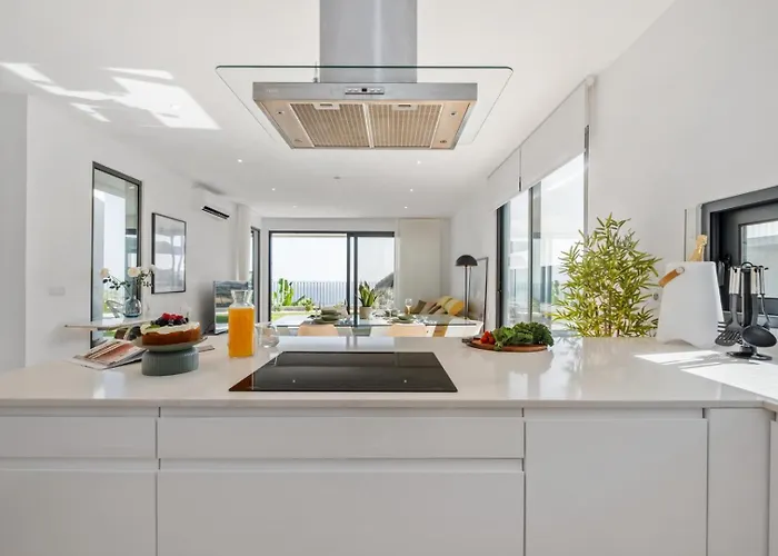 Villa Wiktoria, By Pausa Holiday Rentals *