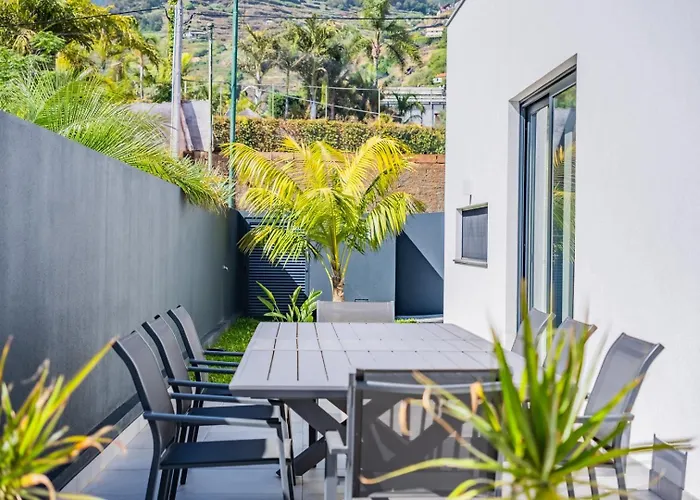 度假居 Villa Wiktoria, By Pausa Holiday Rentals 里贝拉布拉瓦