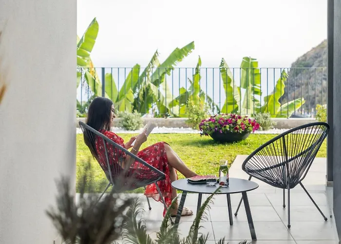 Villa Wiktoria, By Pausa Holiday Rentals ريبيرا برافا